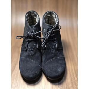 TOMS Black Suede DESERT Women's Ankle Boots with Lace-up Detail size W8